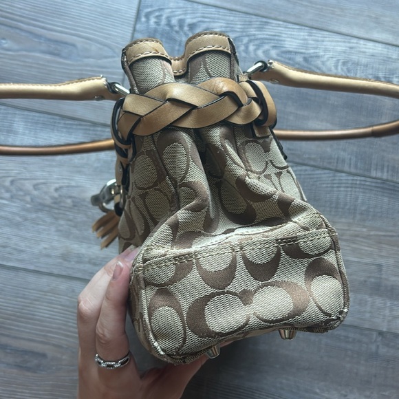 Coach Hampton Signature Carryall Purse - Picture 7 of 14